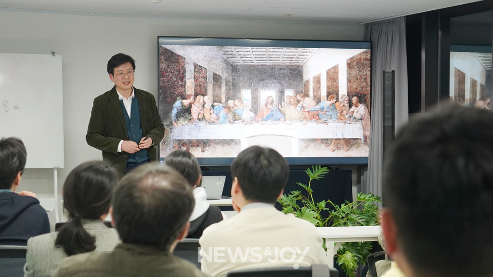 북앤조이 이미지