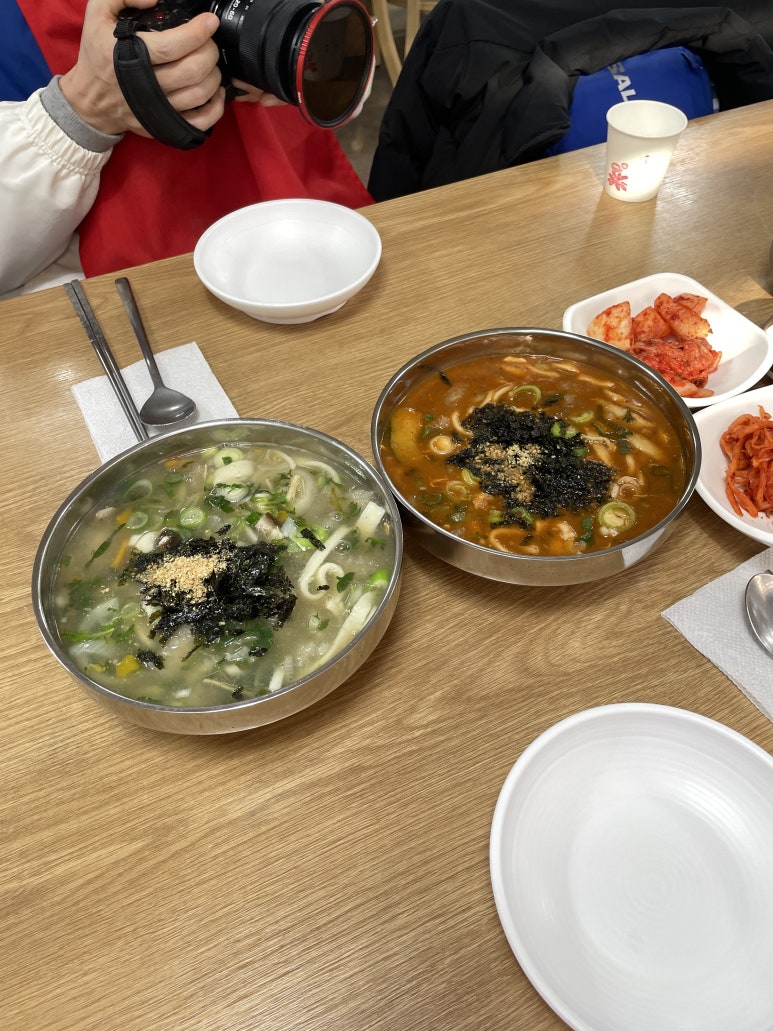 감자바우칼국수 이미지