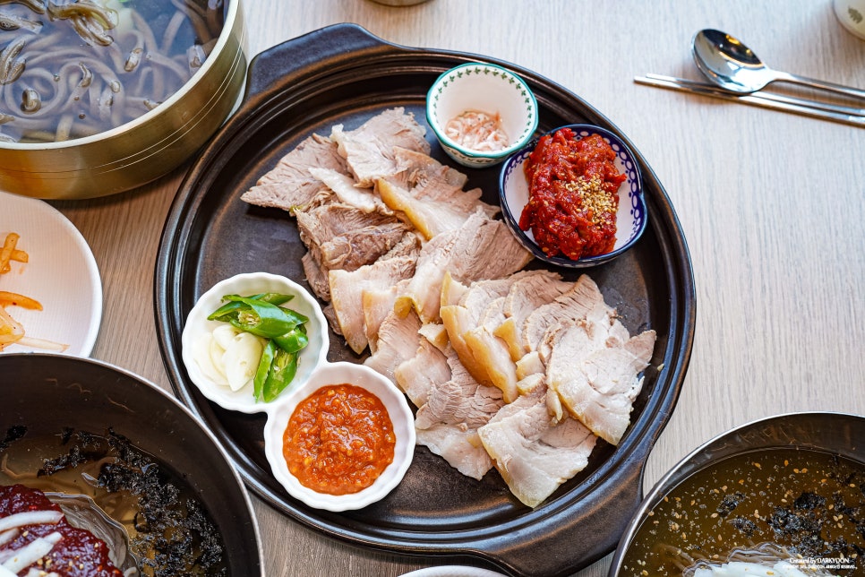 산아래메밀집 이미지