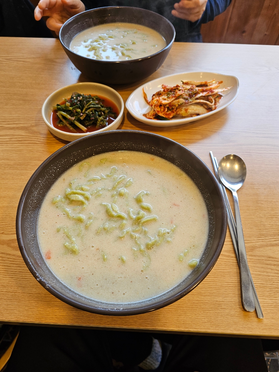 초원칡냉면 이미지