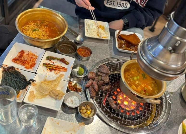 동원돼지집 이미지