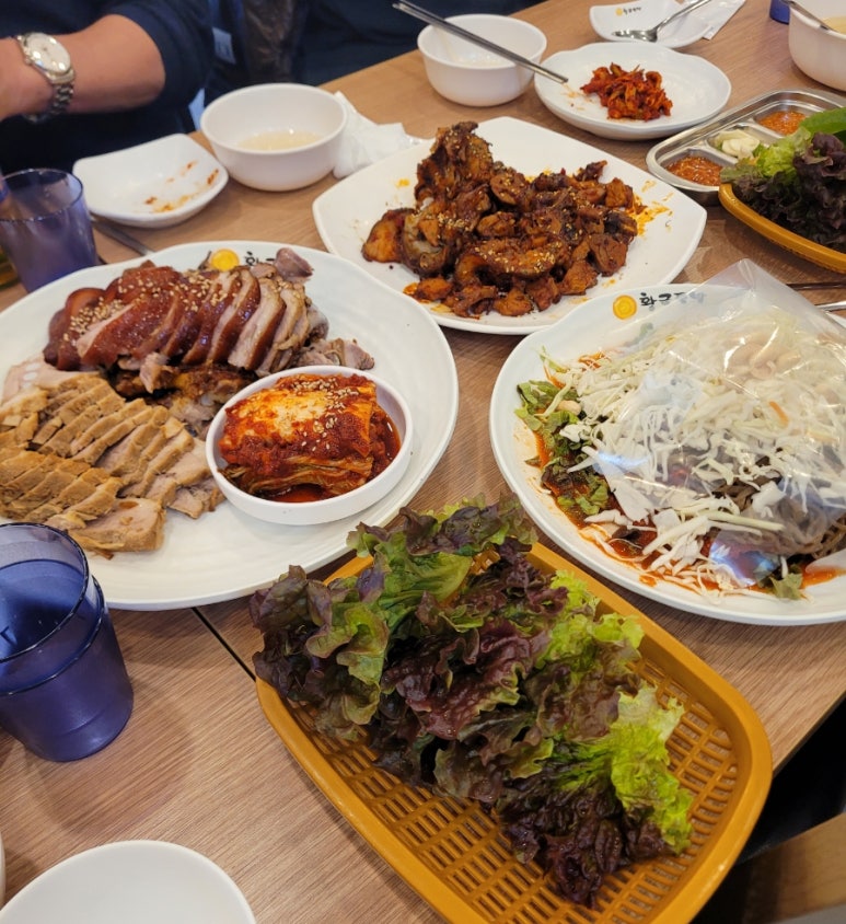 황금족발수원성대점 이미지