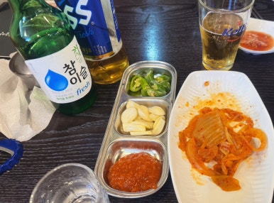 옛이담골수제족발얼음막걸리 이미지