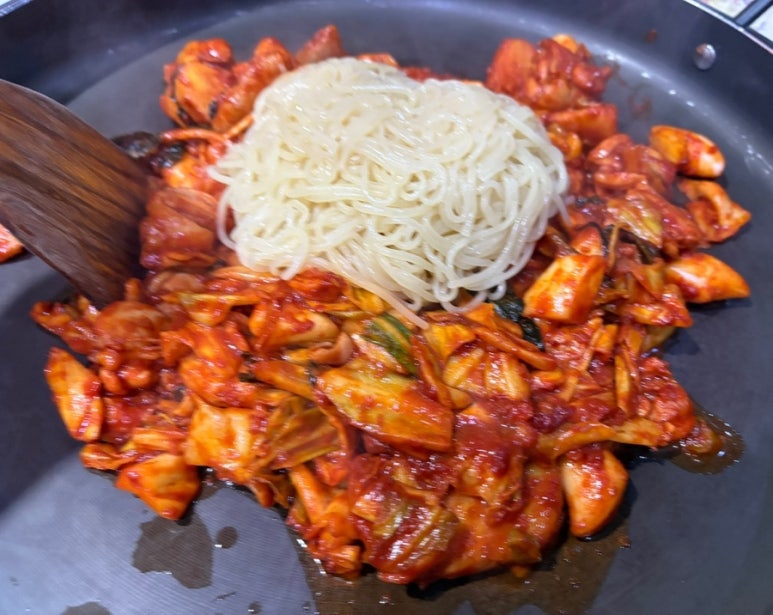 동창숯불닭갈비 이미지
