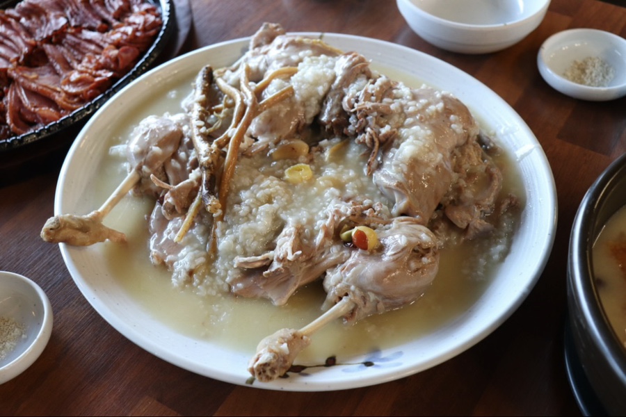 돈이랑오리 이미지