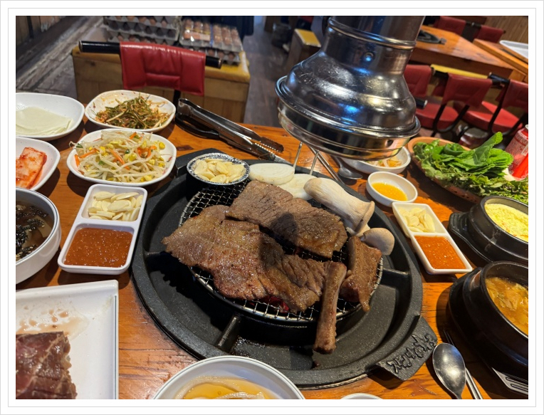 자연숯불화로구이 이미지