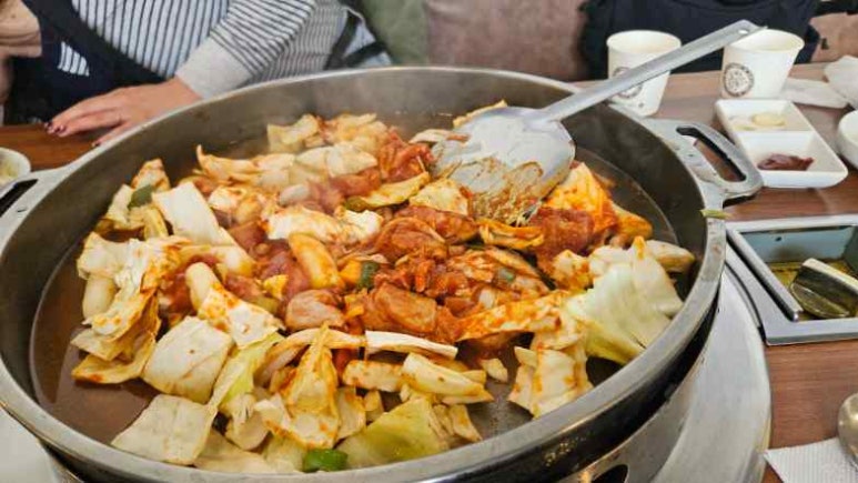 호반닭갈비막국수 이미지