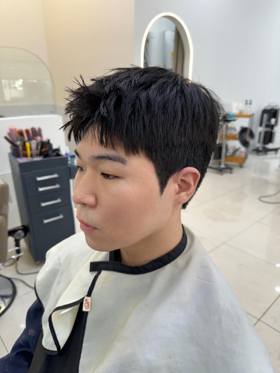 르본미용실 이미지