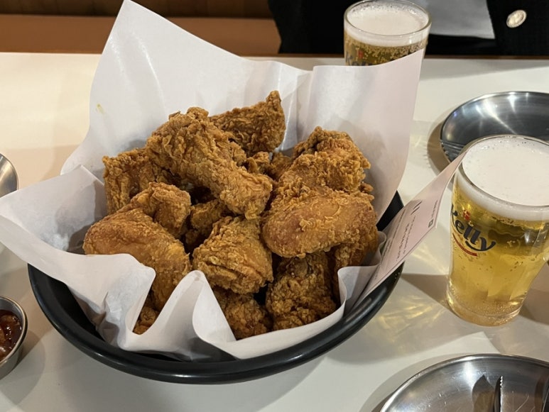 바른치킨송파잠실로봇점 이미지