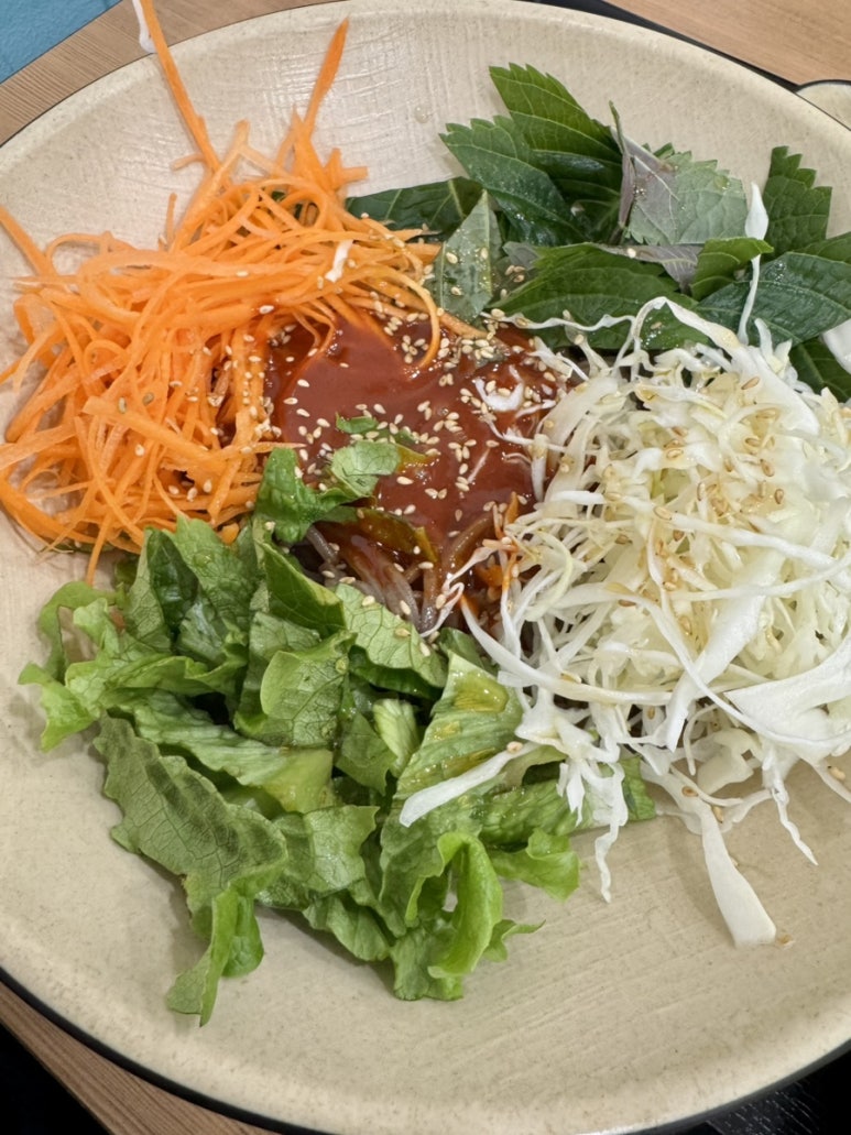 카츠앤맘 이미지