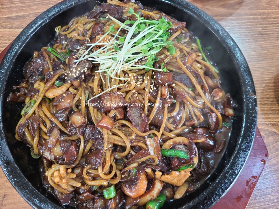 백년가 돌판짜장·짬뽕 이미지