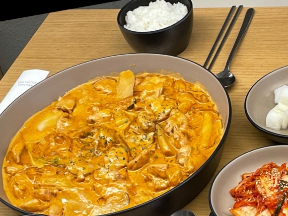 찜닭에꽂힌닭집애 이미지