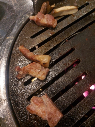 연탄불생고기한판 이미지