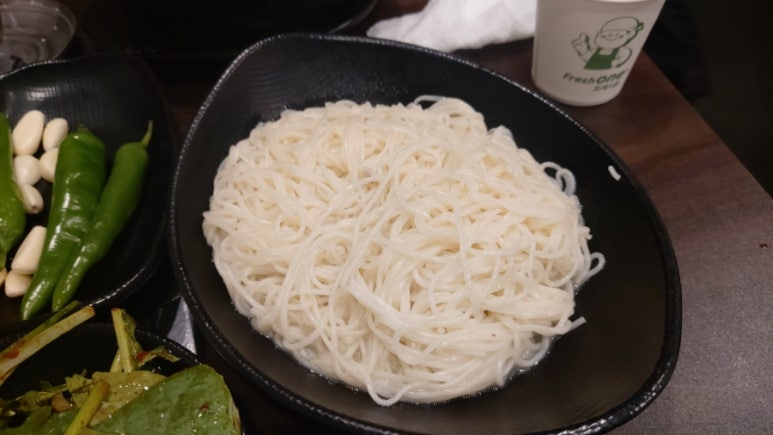 신촌돌솥설렁탕 이미지