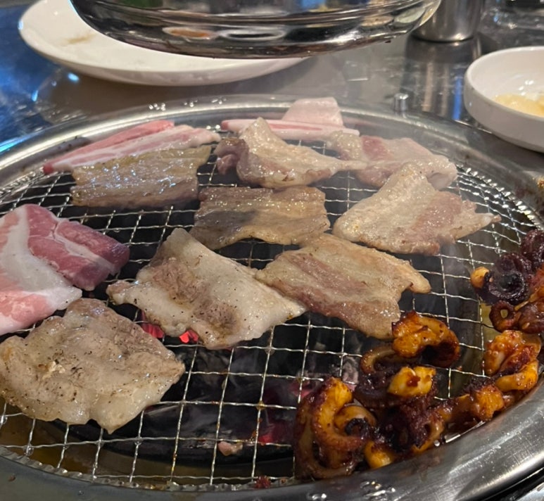 평화 숯불 쭈꾸미 이미지