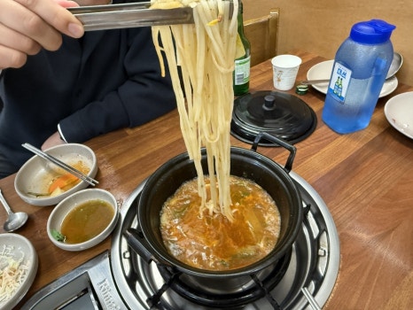 산머루샤브샤브칼국수 이미지