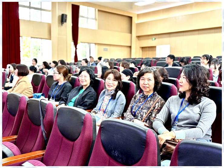 스튜디오깃든 이미지