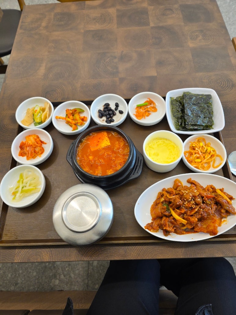 청담골 반상 이미지