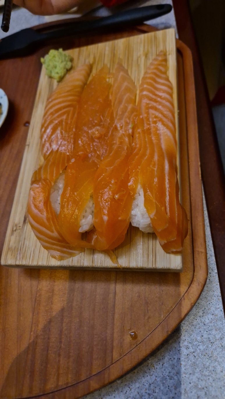 학교급식 개미 이미지