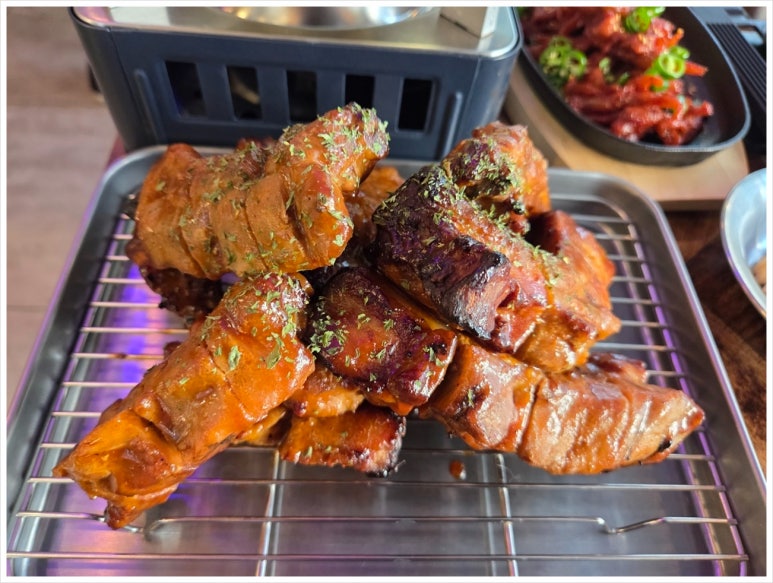 쭈꾸미싸롱 이미지