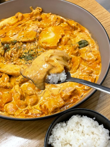 찜닭에꽂힌닭집애 이미지
