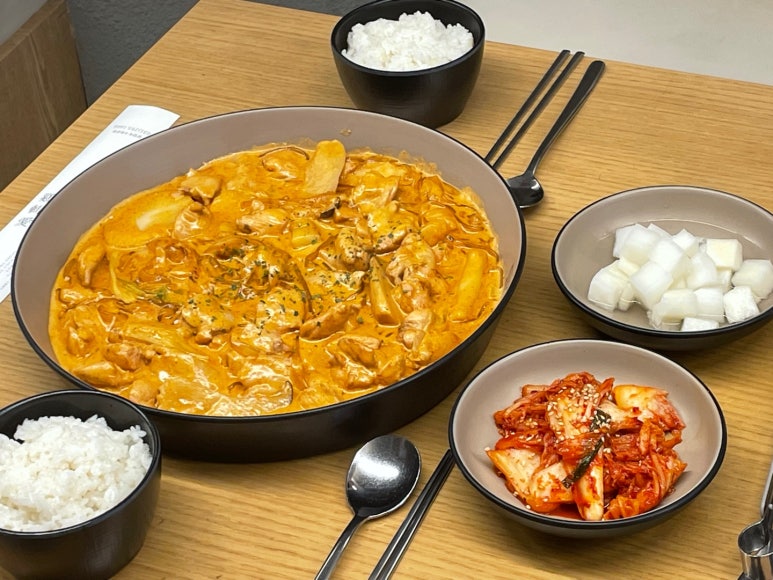 닭집애 이미지