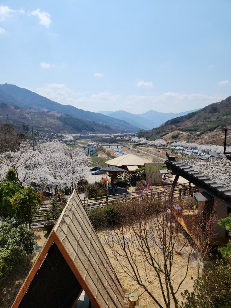 지리흙집황토마을 이미지