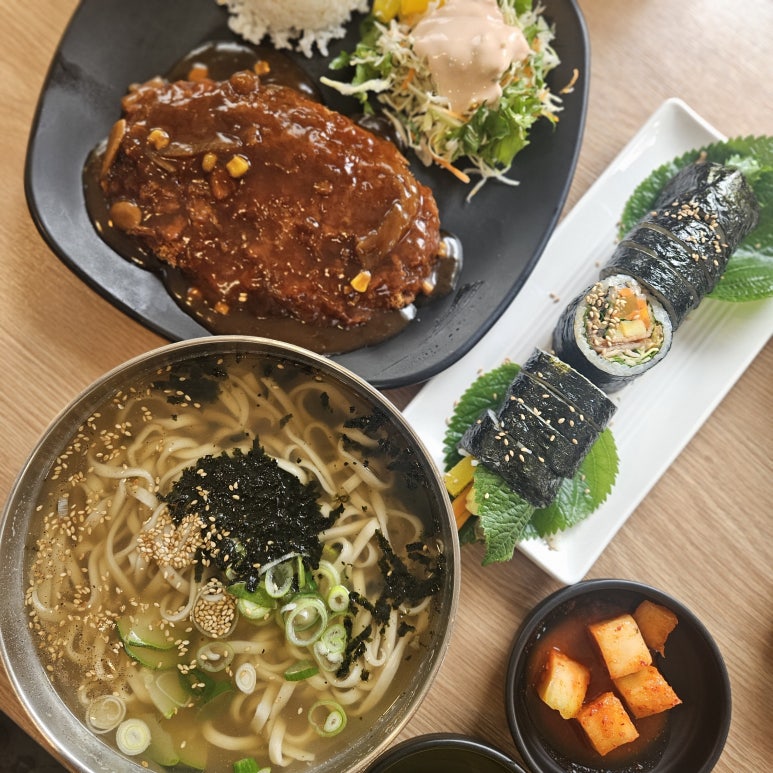 강가네손만두칼국수돈까스 이미지