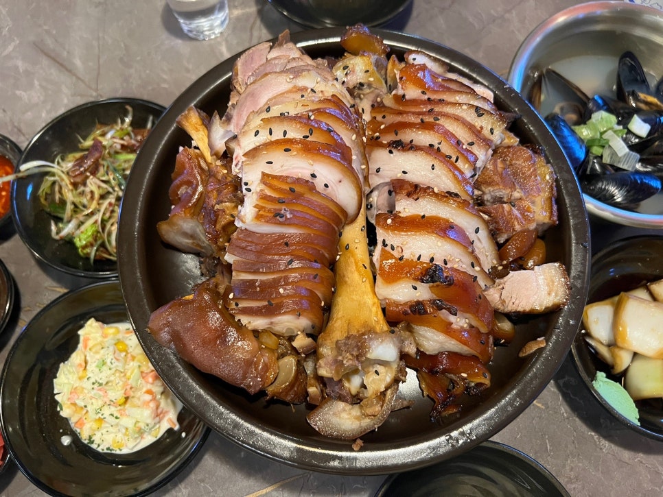 황도화덕족발 이미지
