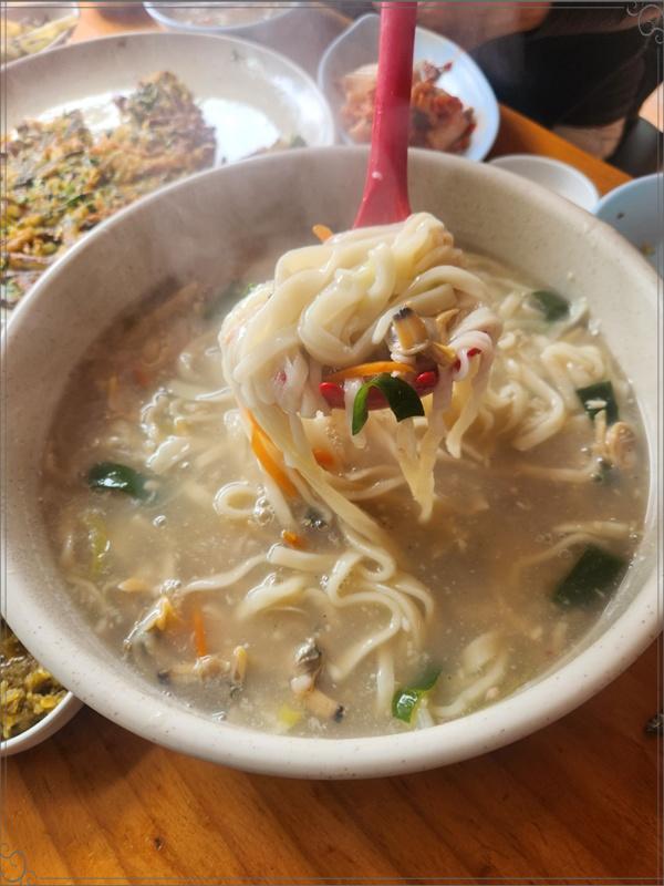 20호할머니손칼국수 이미지