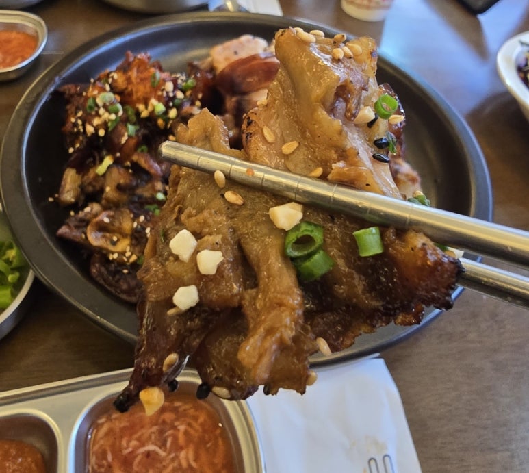 역북동족발집 이미지