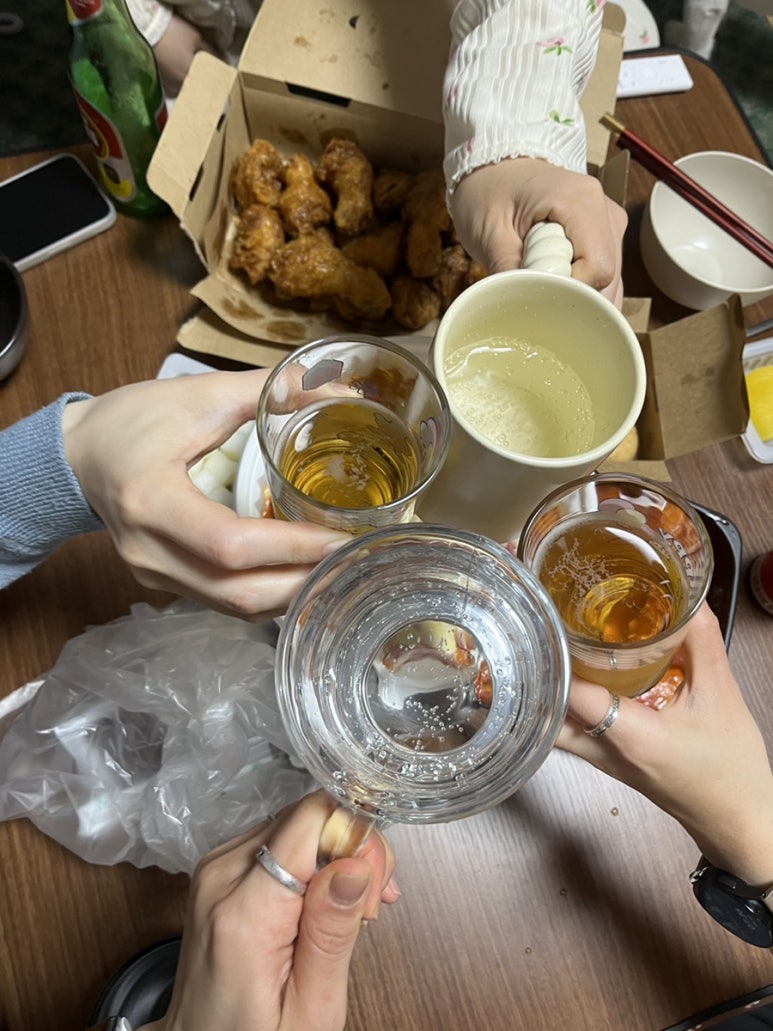 교촌치킨신안 이미지