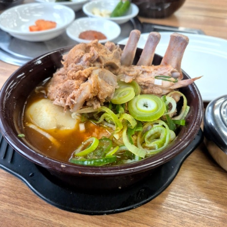 원조감자탕일미집 평촌오비즈타워 이미지