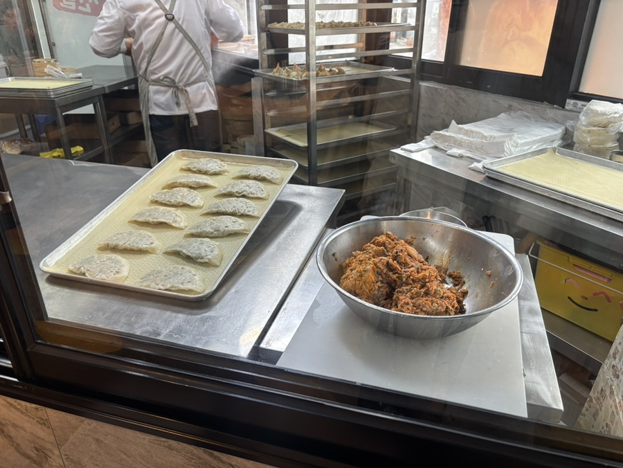 고석환만두전골 이미지