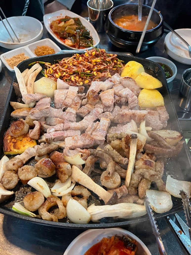 우랑돼랑 곱창 이미지
