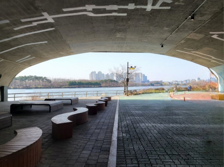 호수빵집(LAKE) 이미지
