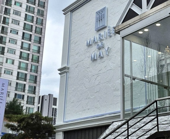 밝은실사 이미지