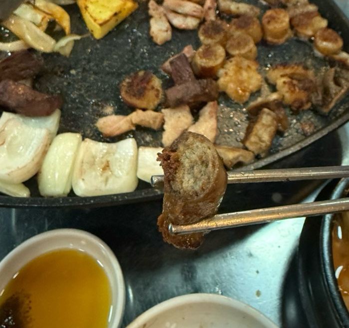 우랑돼랑 곱창 이미지