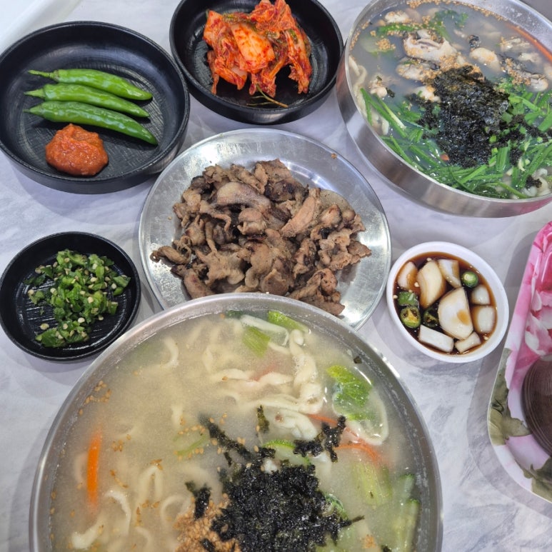 100세 칼국수 이미지
