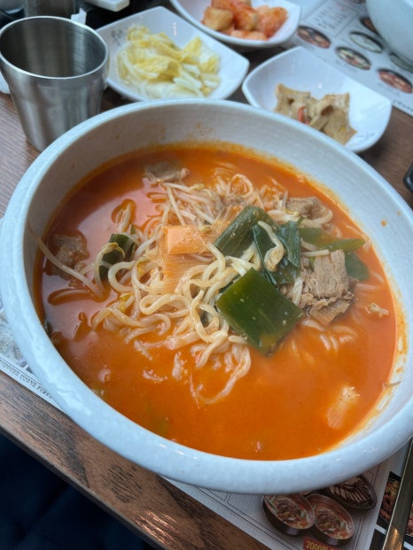 육마니 이미지
