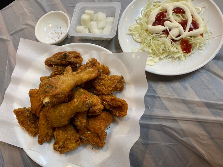바다풍경치킨 이미지