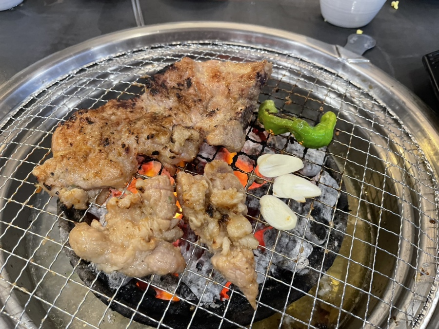 우돈한쌈 이미지