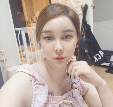 크리스탈피부과의원 이미지