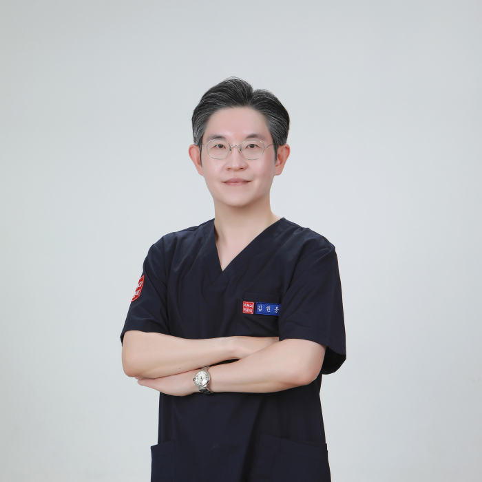김현웅피부과의원 이미지