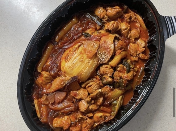 찜닭에꽂힌닭집애 이미지