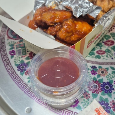 동큐치킨 이미지