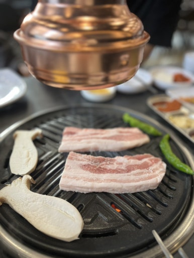 우돈한쌈 이미지