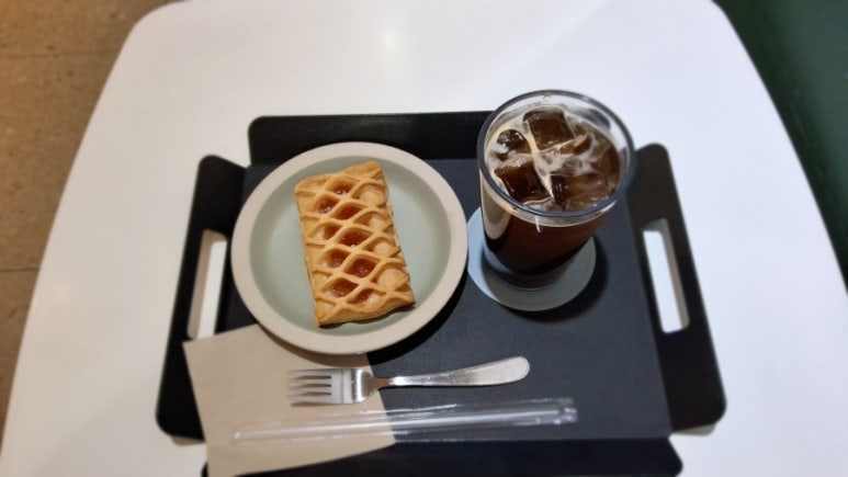 카페공간학 이미지