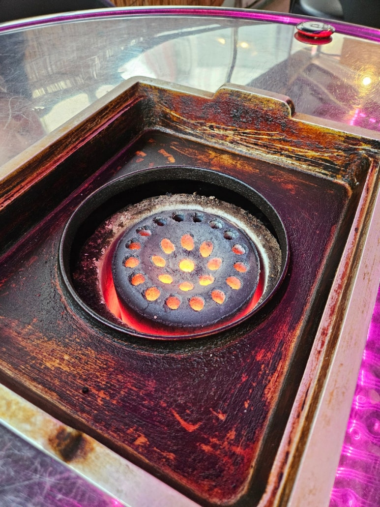 돈돼지연탄구이 이미지
