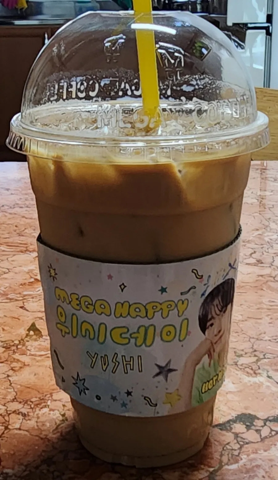 메가커피 이미지